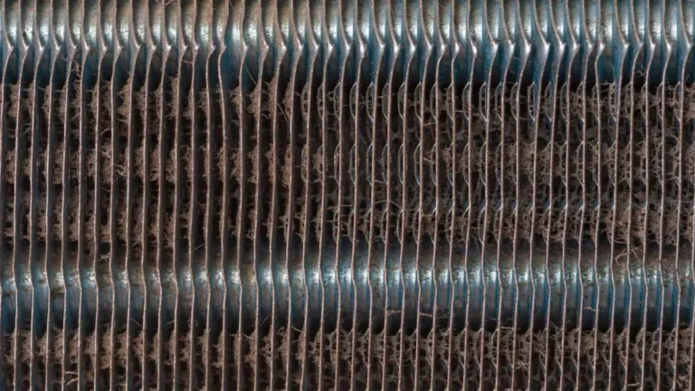 Can an AC run without a filter?