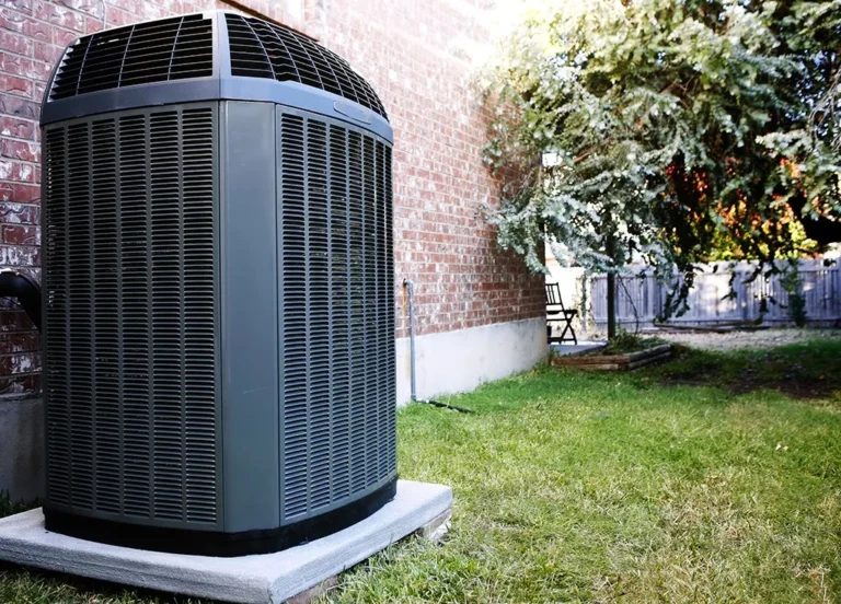 How much electricity does an AC use?